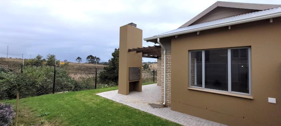 3 Bedroom Property for Sale in Mooikloof Country Estate Western Cape